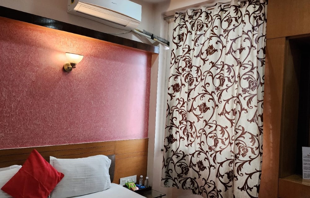 Hotel US Residency